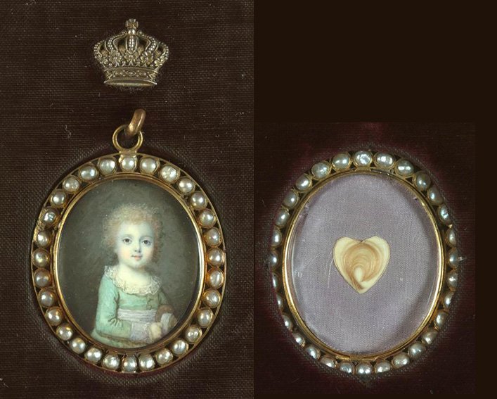 4LesPetitesMains_BijouxCheveux_Dauphin