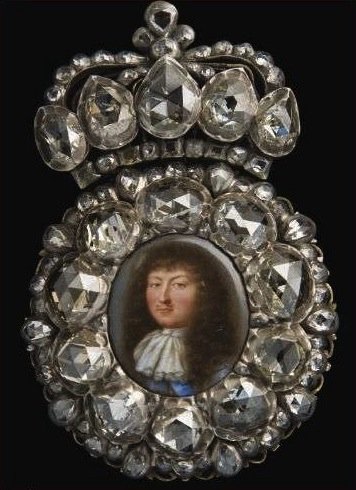 540_3_boite_a_portrait_bo