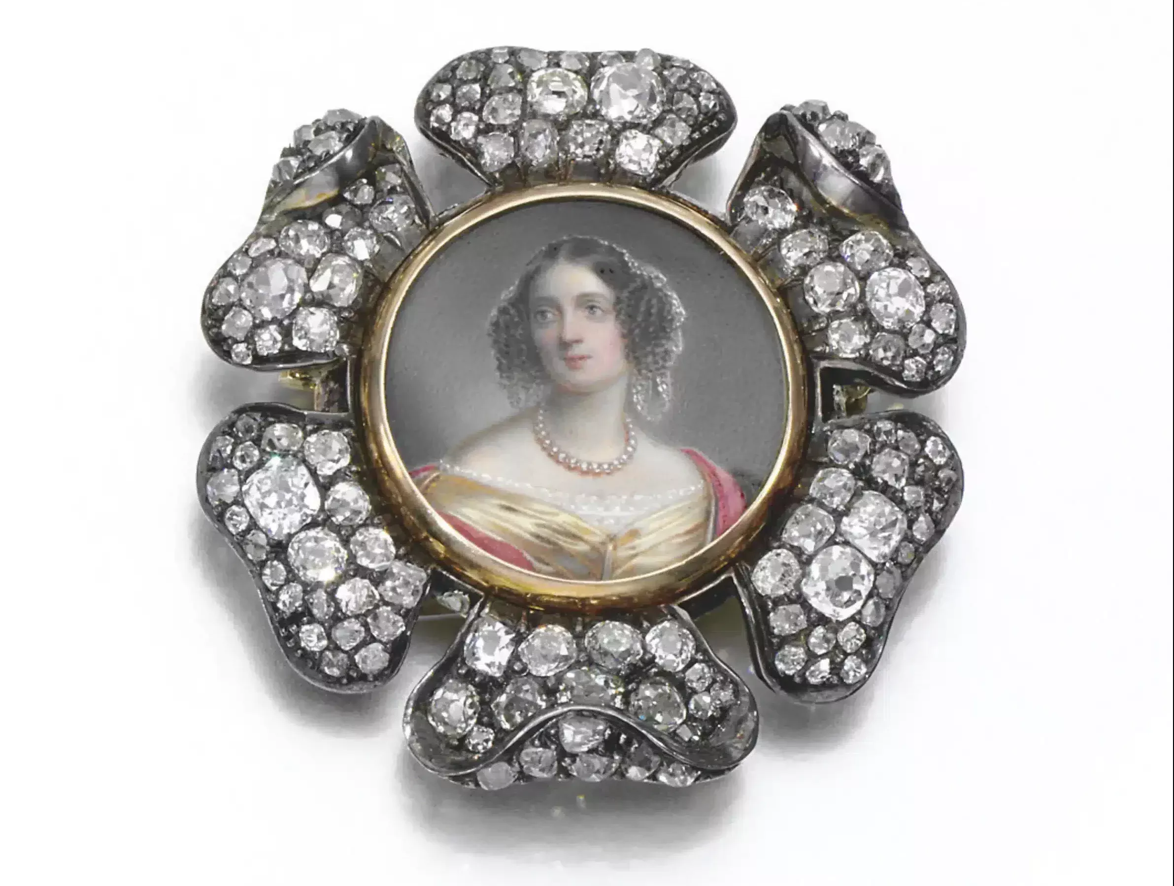 sothebys-com.brightspotcdn