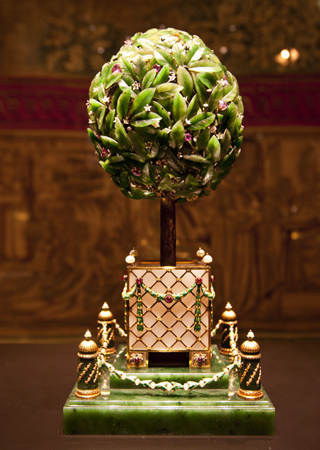 green-treen-faberge-egg-vatican-museum