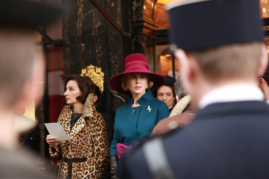 les_premi__res_images_des_bijoux_cartier_dans_le_film_grace_de_monaco__770154043_north_883x.1