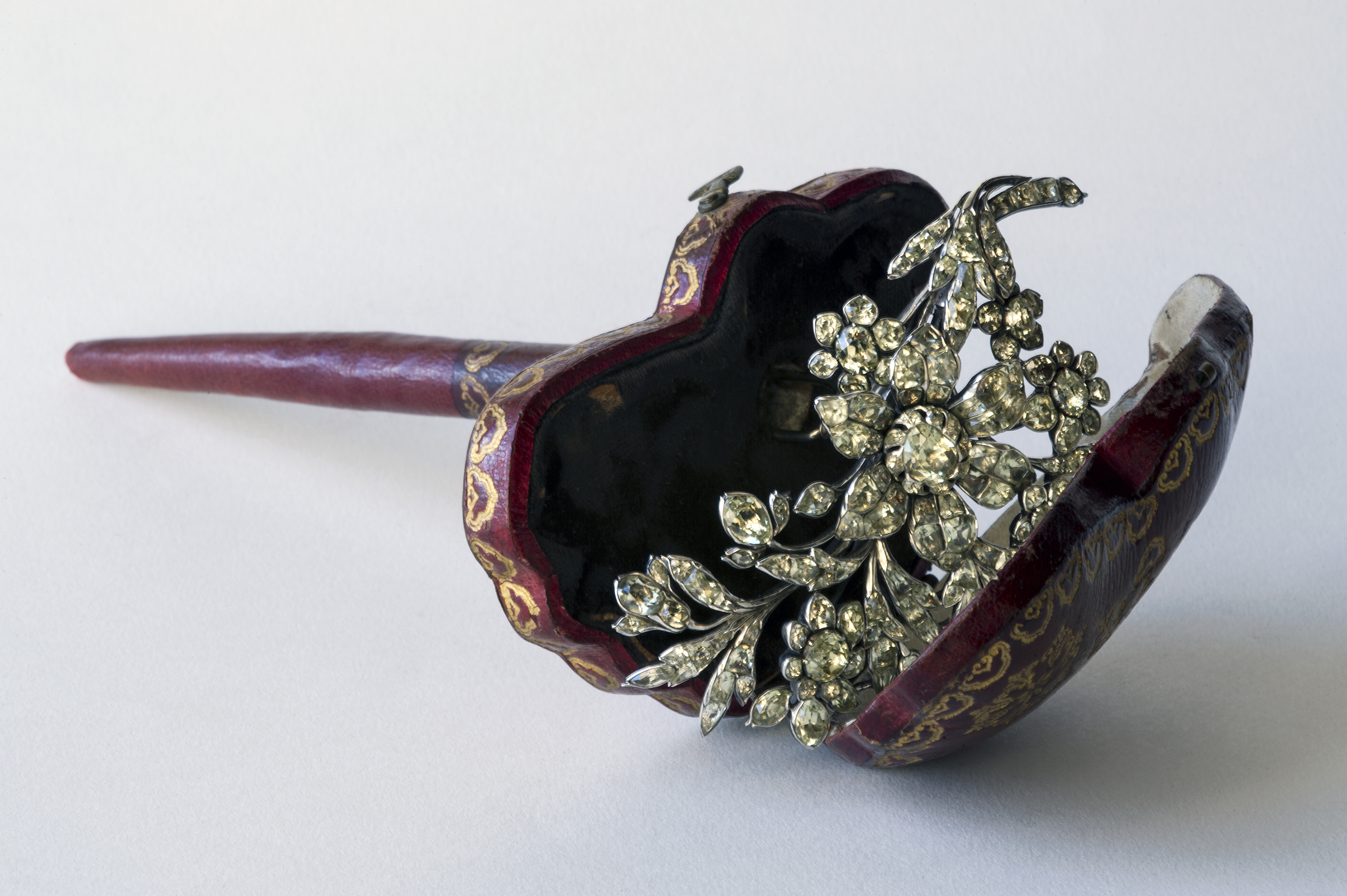 3-c%cc%a7pingle-de-coiffure