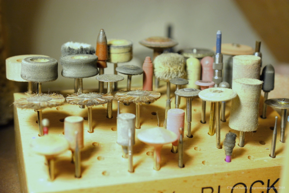 Impractical Tools Improbable tools | Le Gemmologue