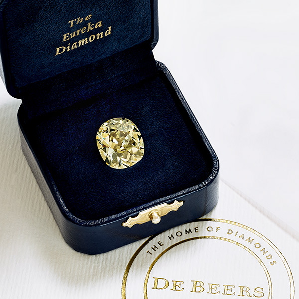 Diamond Legends by De Beers, Cupid necklace