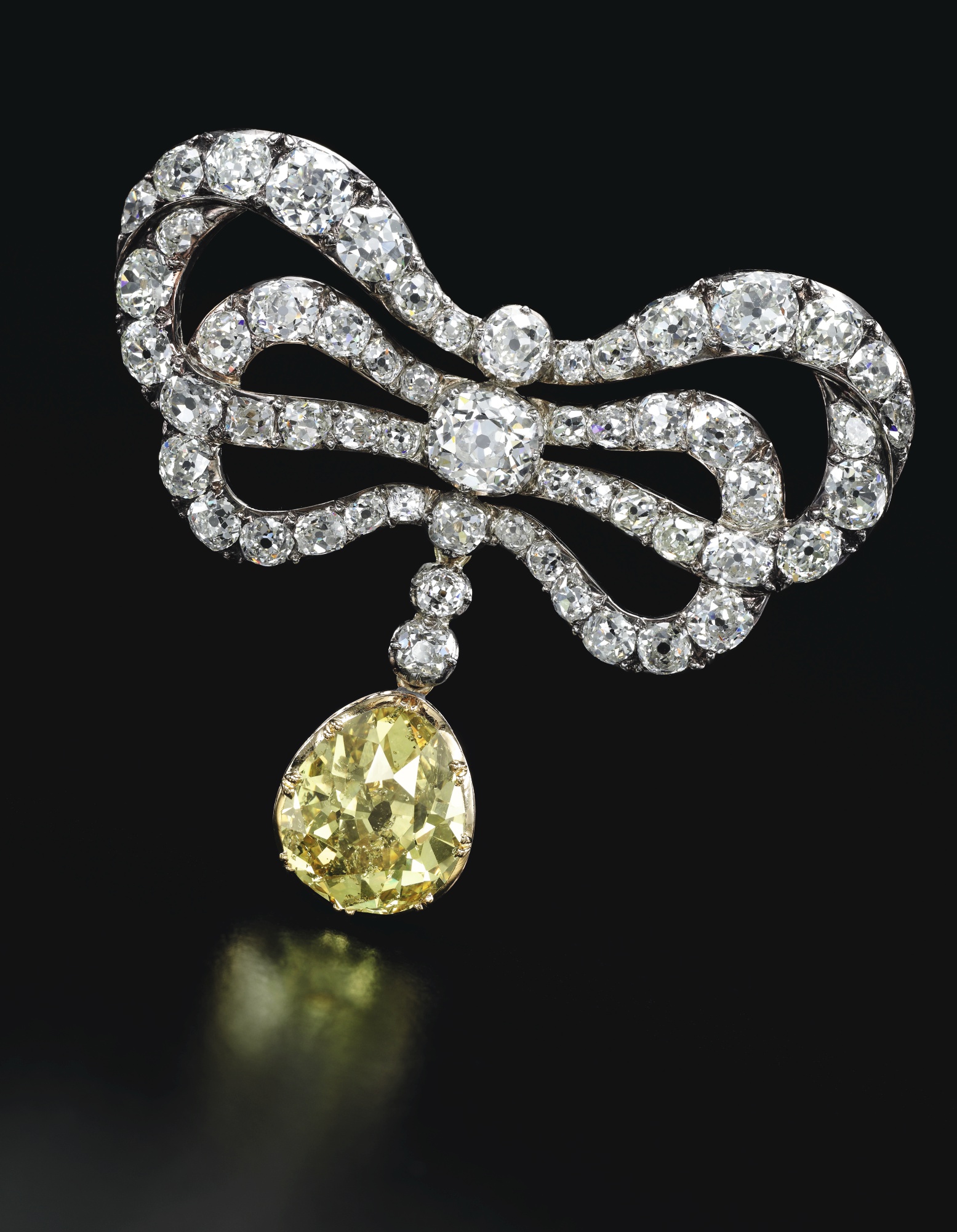 St. Moritz Pops Up In Sotheby's!, Jewelry